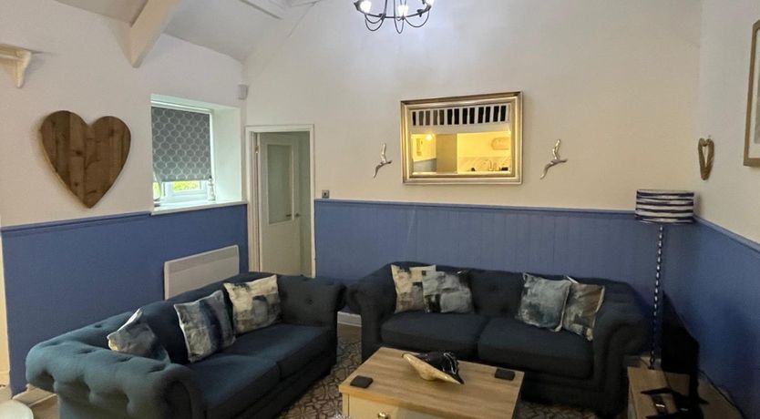 Photo of 2 Bed in Tenby