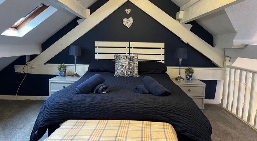 Photo of 2 Bed in Tenby