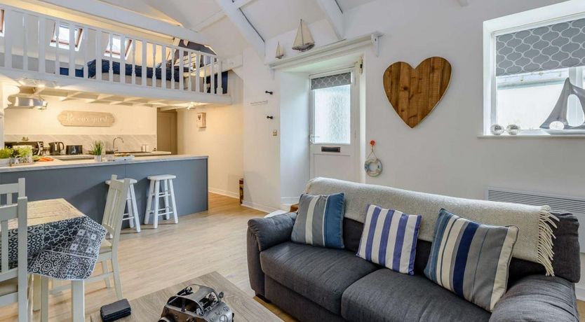 Photo of 2 Bed in Tenby