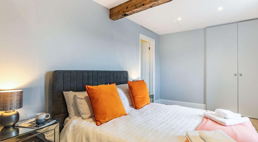 Photo of 4 Bed in Bideford