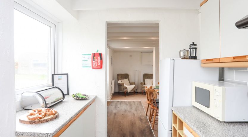 Photo of Rhiw - 1 Ty'n Don