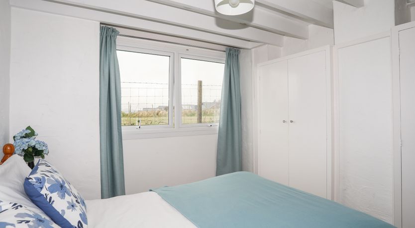 Photo of Rhiw - 1 Ty'n Don