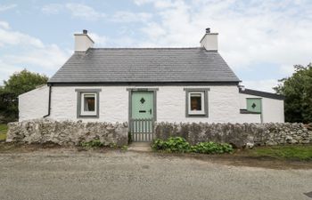 Rhytty Bach Holiday Cottage