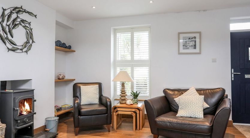 Photo of Min Y Mor - Morfa Nefyn