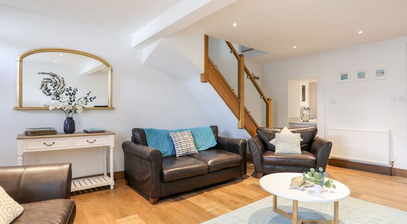 Photo of Min Y Mor - Morfa Nefyn