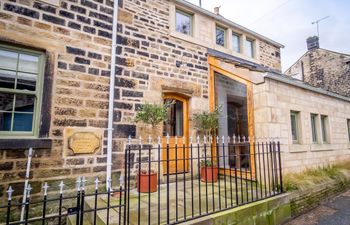 School Cottage Holiday Cottage