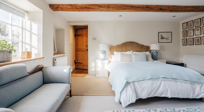 Photo of Thatched Roof Romance