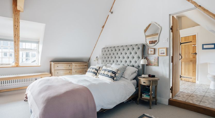 Photo of Thatched Roof Romance