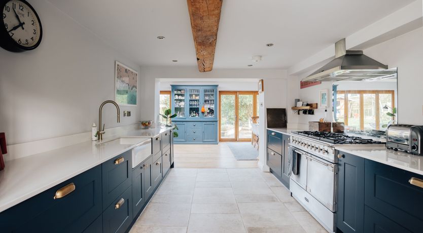 Photo of Thatched Roof Romance