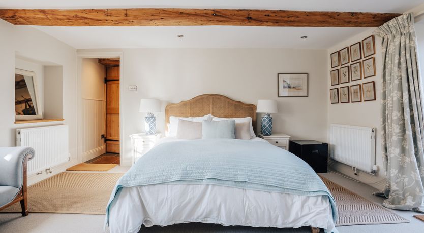 Photo of Thatched Roof Romance