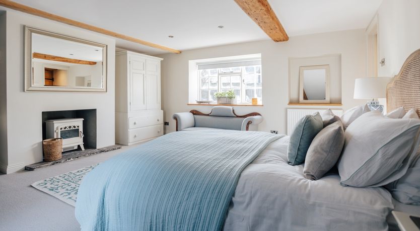 Photo of Thatched Roof Romance