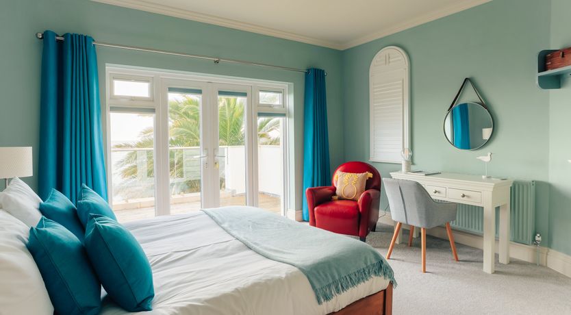 Photo of Queen of Queens