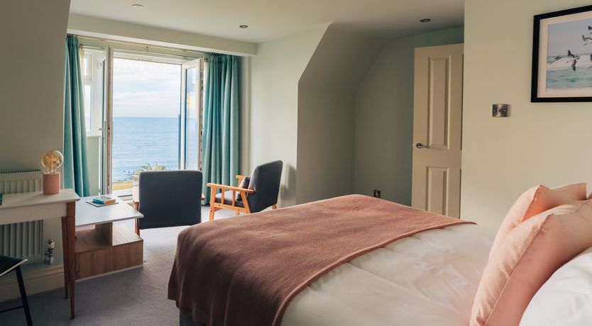 Photo of Queen of Queens