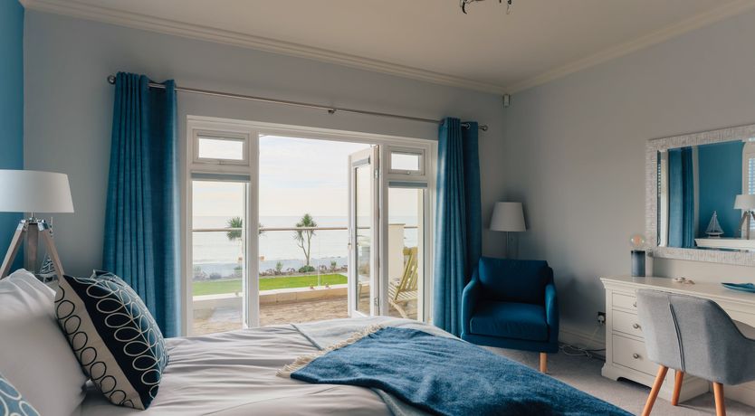 Photo of Queen of Queens