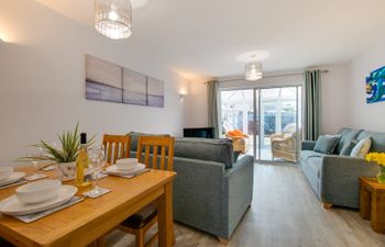 Chesil Retreat  Holiday Cottage