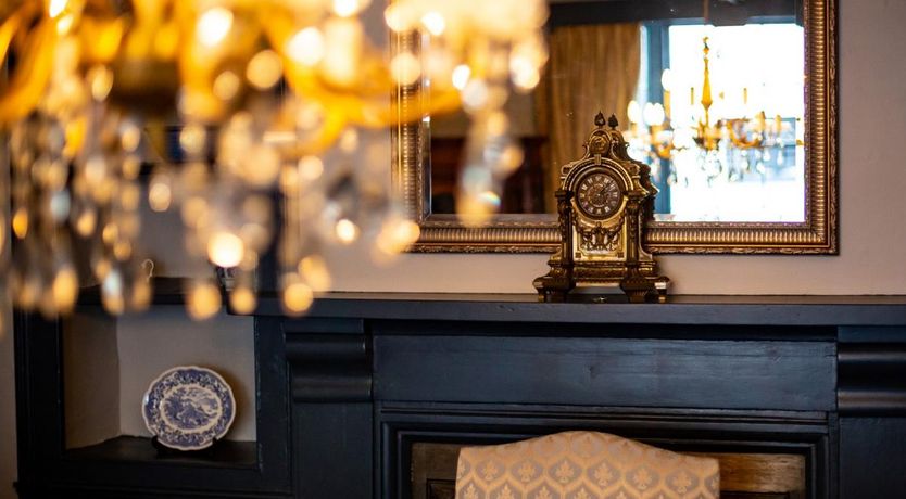 Photo of 5 Bed in Dunster