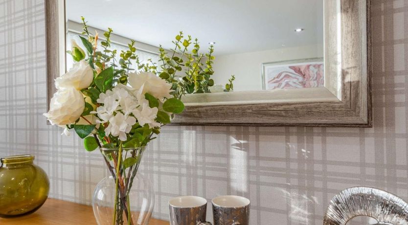 Photo of 2 Bed in Newport