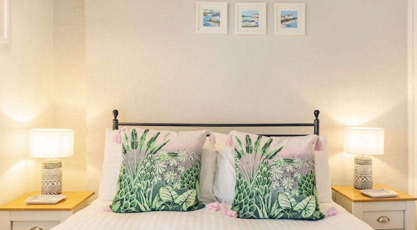 Photo of 2 Bed in Brixham