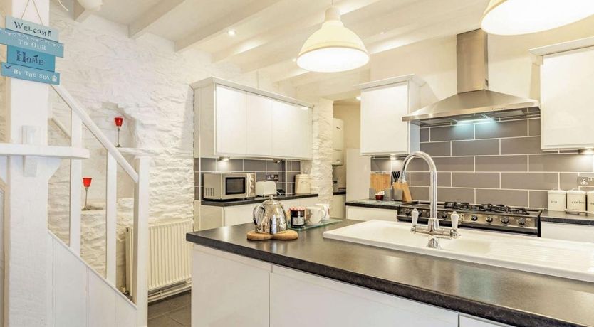 Photo of 2 Bed in Brixham