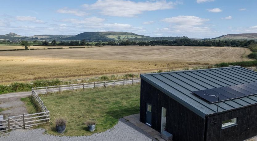 Photo of 1 Bed in Little Broughton