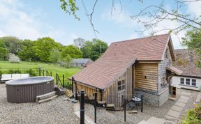 Photo of 1 Bed in Leominster