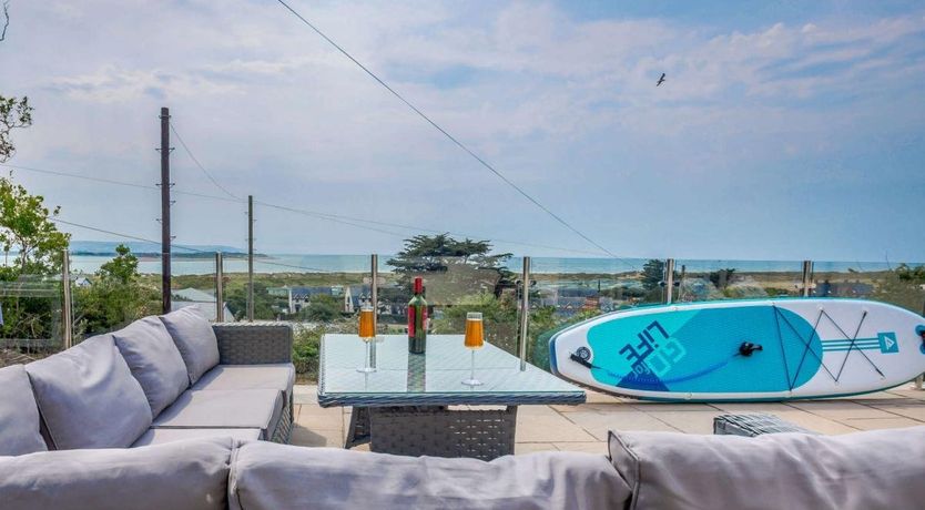 Photo of 4 Bed in Aberdovey