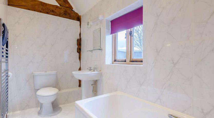 Photo of 4 Bed in Newtown