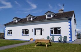 Cois Cuain Holiday Cottage