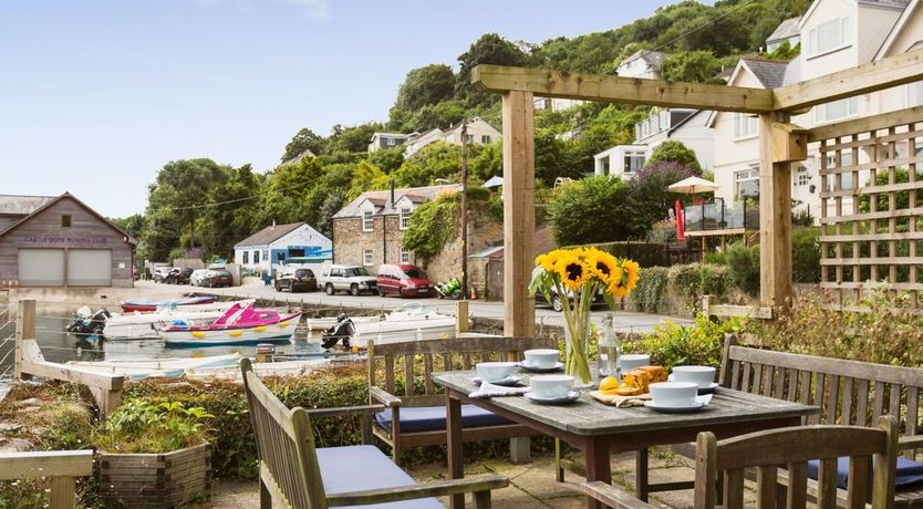 Photo of Island House