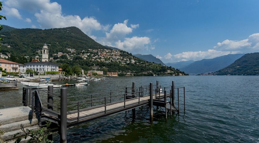 Photo of Steps to the Lake