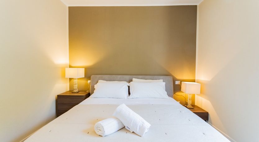 Photo of Steps to the Lake