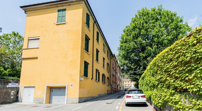 Photo of Steps to the Lake