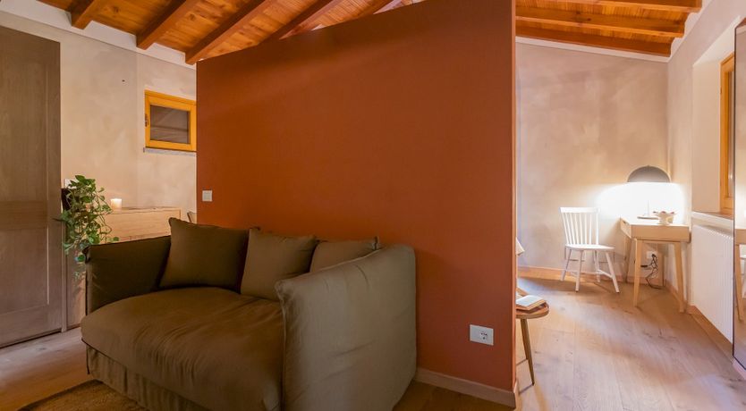 Photo of Jasmine & Terracotta