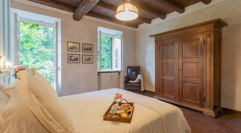 Photo of Jasmine & Terracotta