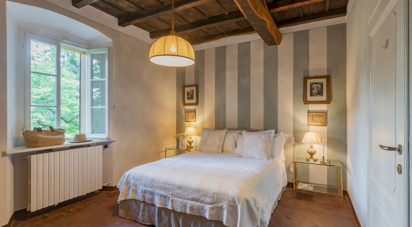 Photo of Jasmine & Terracotta