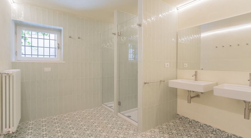 Photo of Jasmine & Terracotta