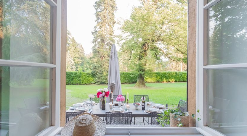 Photo of Jasmine & Terracotta