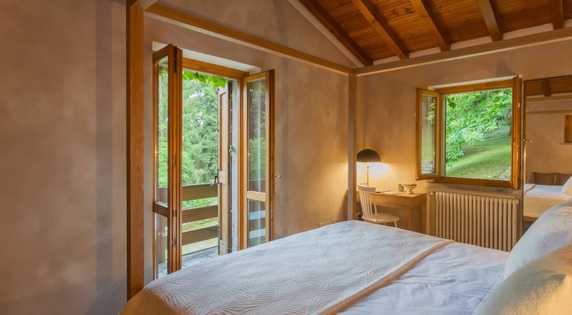 Photo of Jasmine & Terracotta