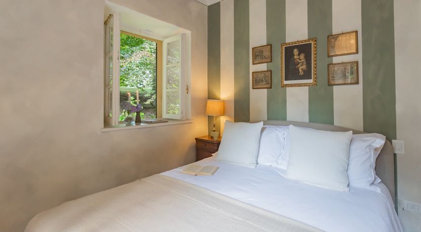 Photo of Jasmine & Terracotta