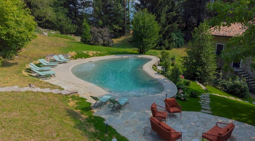 Photo of Jasmine & Terracotta