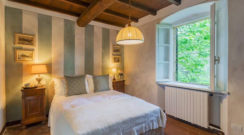 Photo of Jasmine & Terracotta