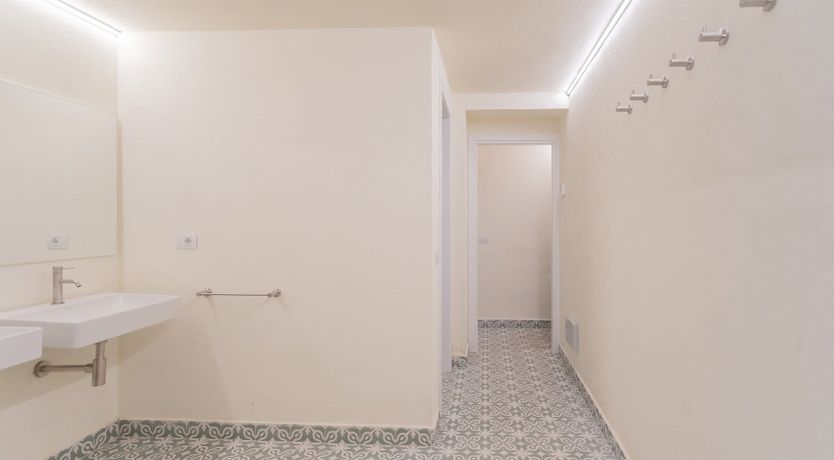 Photo of Jasmine & Terracotta