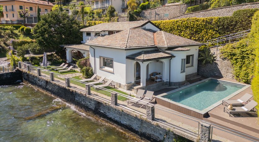 Photo of Picture A Lake