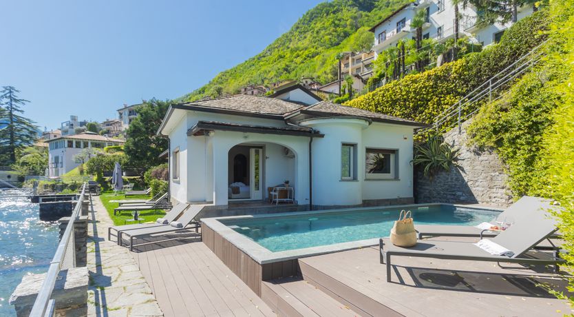 Photo of Picture A Lake