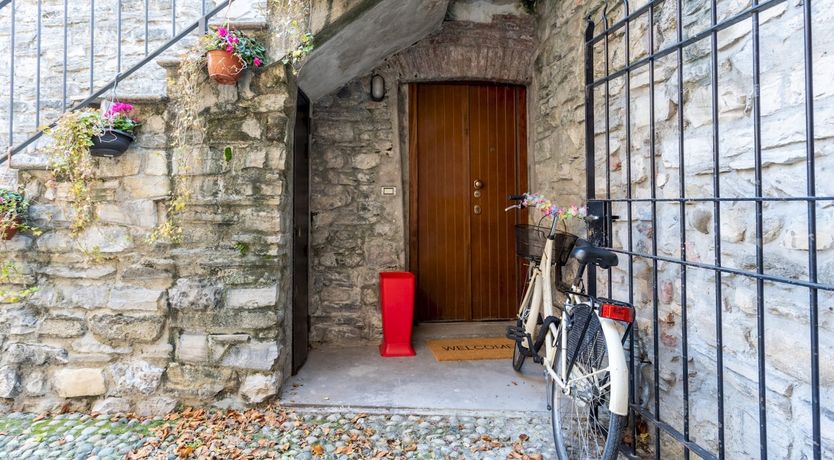 Photo of Stone Curves