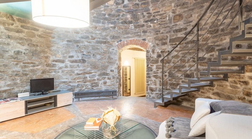 Photo of Stone Curves