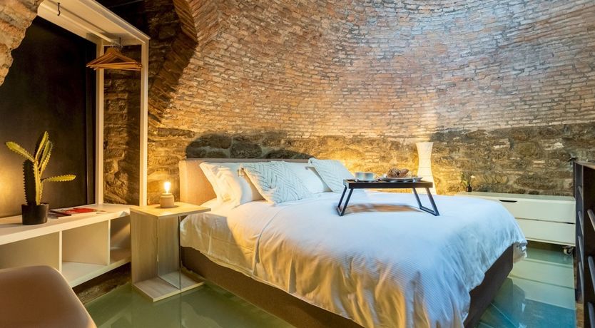 Photo of Stone Curves