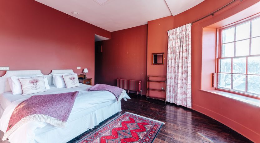 Photo of Mahogany Chambers