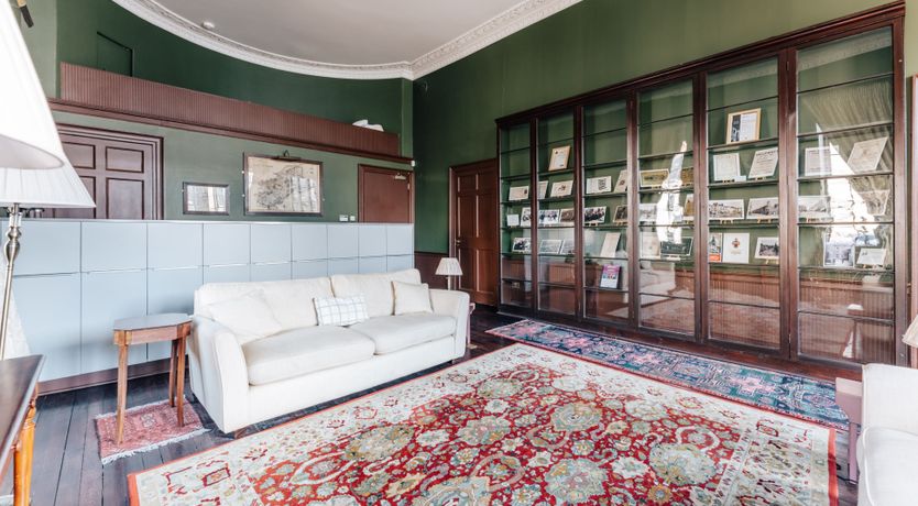 Photo of Mahogany Chambers