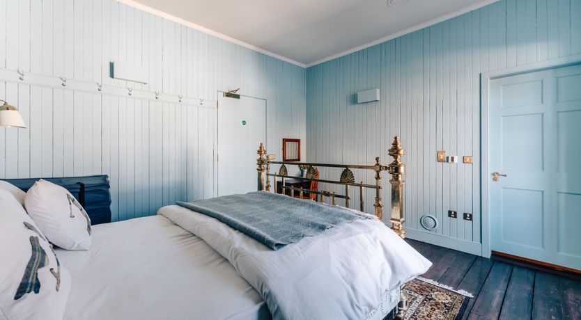 Photo of Mahogany Chambers